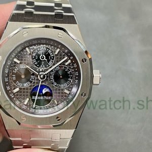 0dc86f47 acbf 4552 bef9 5c478fe08db9 Clean Factory Watch