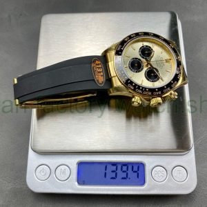 QF Factory ‘counterweight 140g’ Rolex Daytona 126518LN-0012 40mm Yellow Gold Rubber Strap Champagne Dial weighs 139.4g