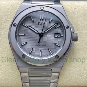 62ab7aa1 b92e 410e 9726 bd0ca73c27b6 Clean Factory Watch